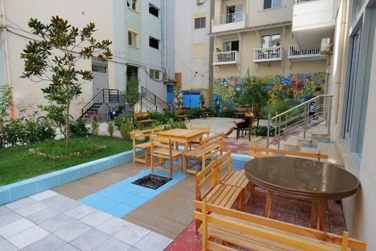 Detjon Bnb Vlorë Bed and Breakfast